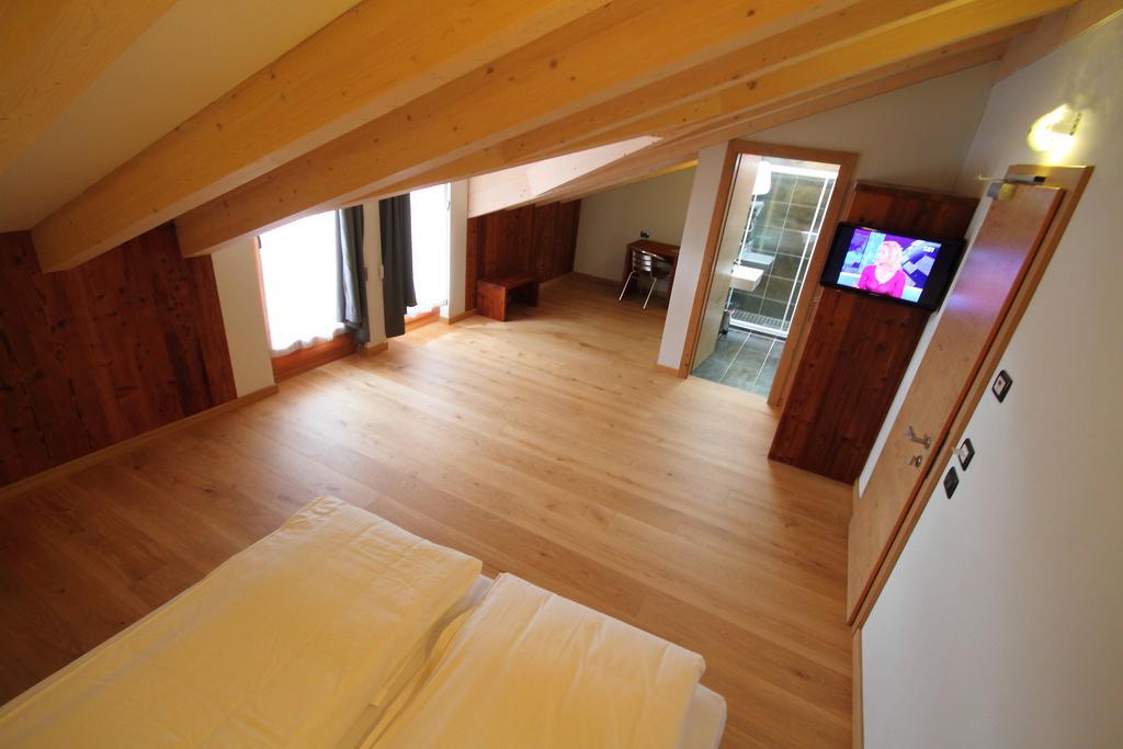 Bio Hotel Benny メッツァーナ エクステリア 写真